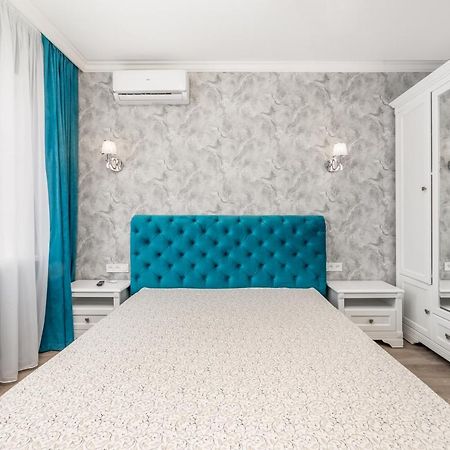 20 Deribasivska Design Apartment Одесса Экстерьер фото