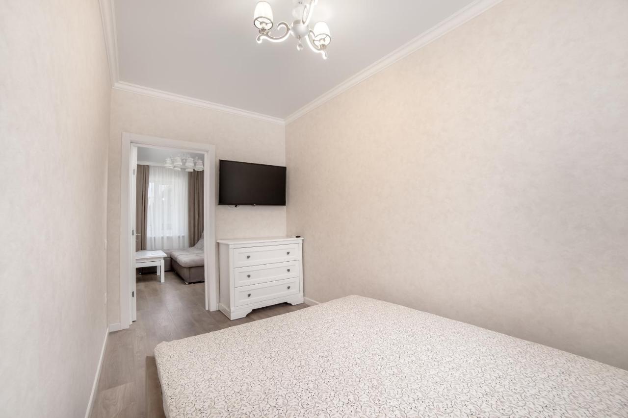 20 Deribasivska Design Apartment Одесса Экстерьер фото
